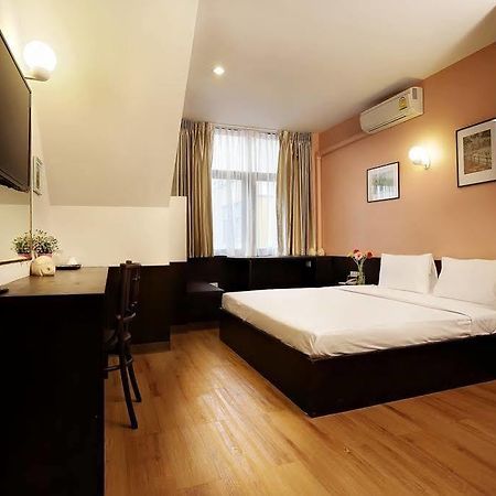 Baan Namtarn Guest House 曼谷 外观 照片