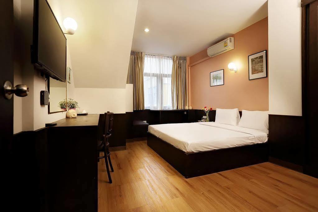 Baan Namtarn Guest House 曼谷 外观 照片